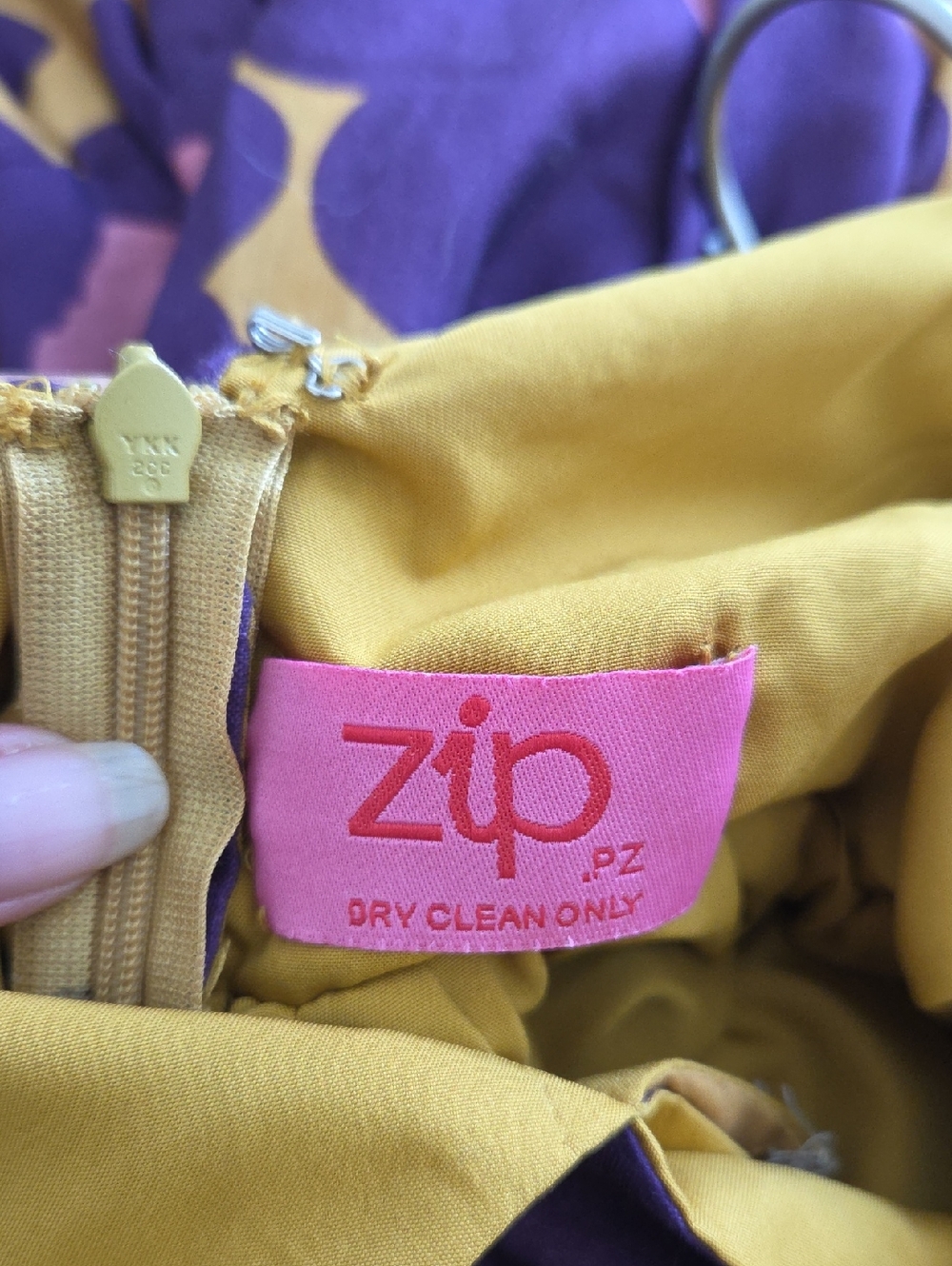 Velour - Zip By PZ - Picture 8 of 9
